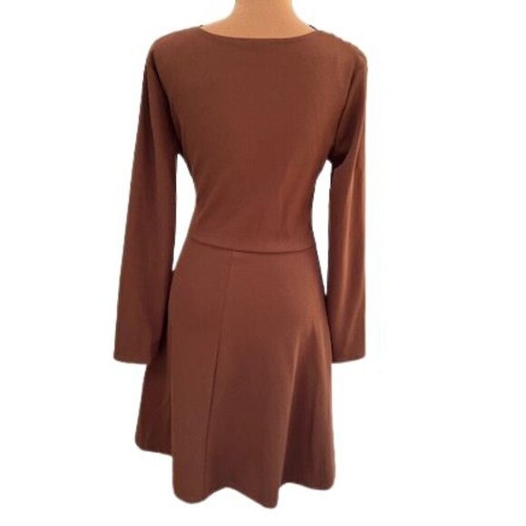 Marina Surplice Neckline Faux Wrap Belted Midi Dress in Brown – Size Small - Picture 7 of 10